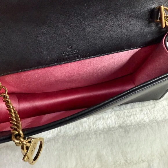 Black GG Chain Wallet - Picture 9 of 15